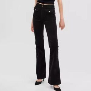 Gap - High Rise Corduroy '70s Flare Jeans - 2023 Black - 27/4 Reg - #796450
